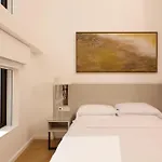 Hyatt Regency Etoile Szálloda 4*