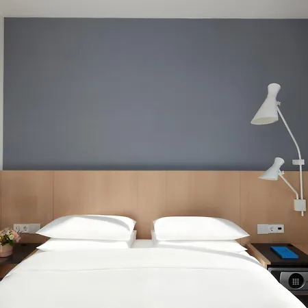 Hyatt Regency Etoile 4* Paris