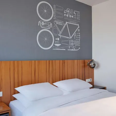 Hotel Hyatt Regency Etoile