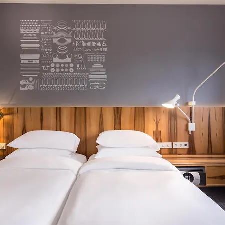 Hyatt Regency Etoile Paris