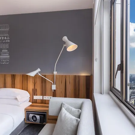 Hyatt Regency Etoile Paris
