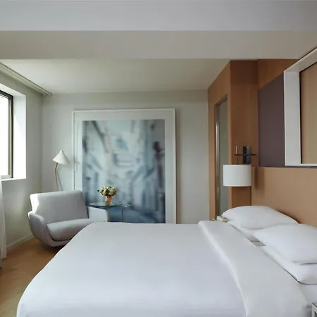 Hyatt Regency Etoile Hotel