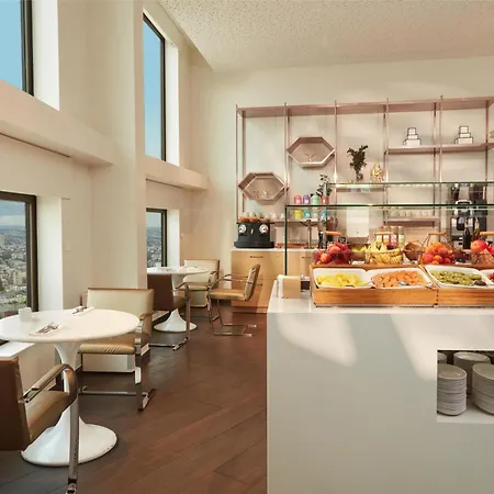 Hyatt Regency Etoile 4* París