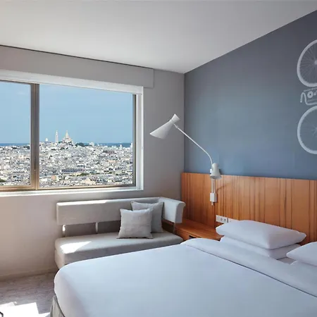 Hyatt Regency Etoile 4*