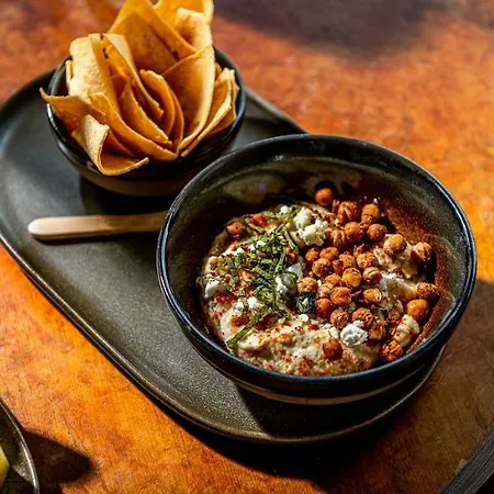 Hyatt Regency Etoile