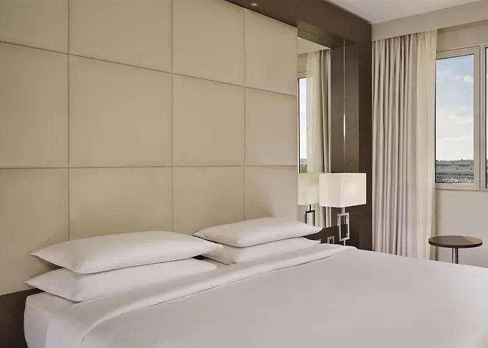 Hyatt Regency Etoile París