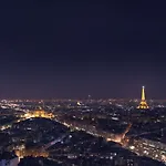 Hyatt Regency Etoile Hotel 4*