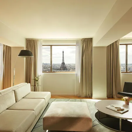 Hyatt Regency Etoile Hotel