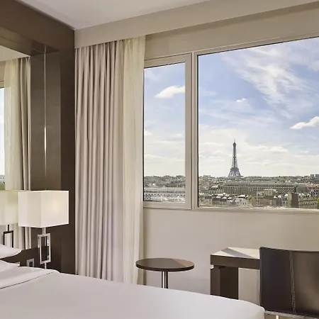 Hyatt Regency Etoile