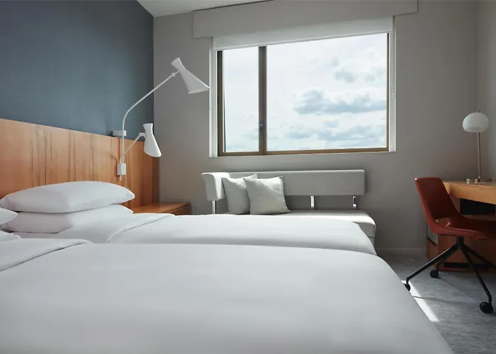 Otel Hyatt Regency Etoile 4*