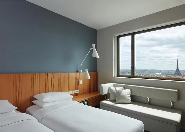 Hyatt Regency Etoile Hotel