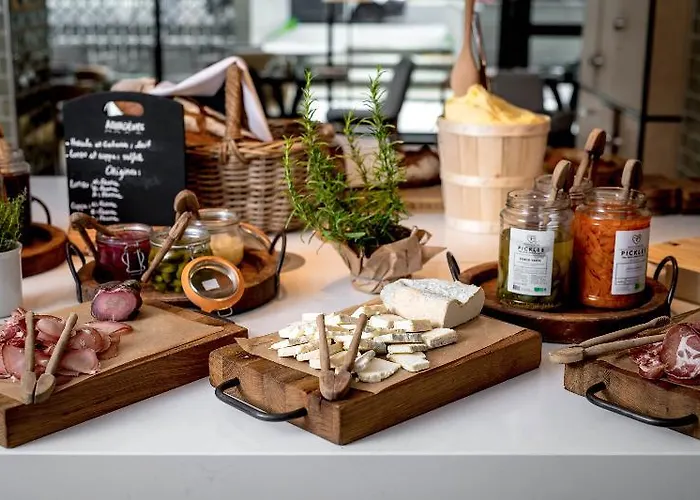 하얏트 리젠시 에투알 호텔 4*