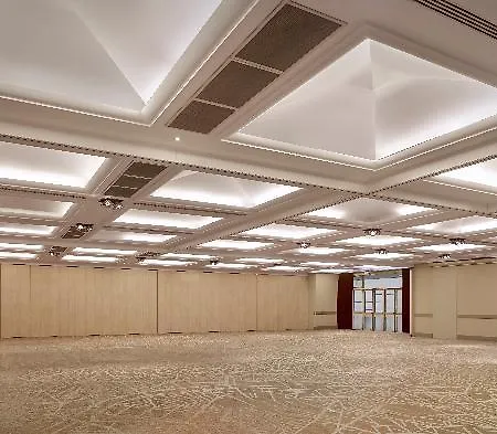 Hyatt Regency Etoile Paryż