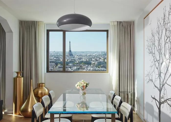 Hyatt Regency Etoile Отель